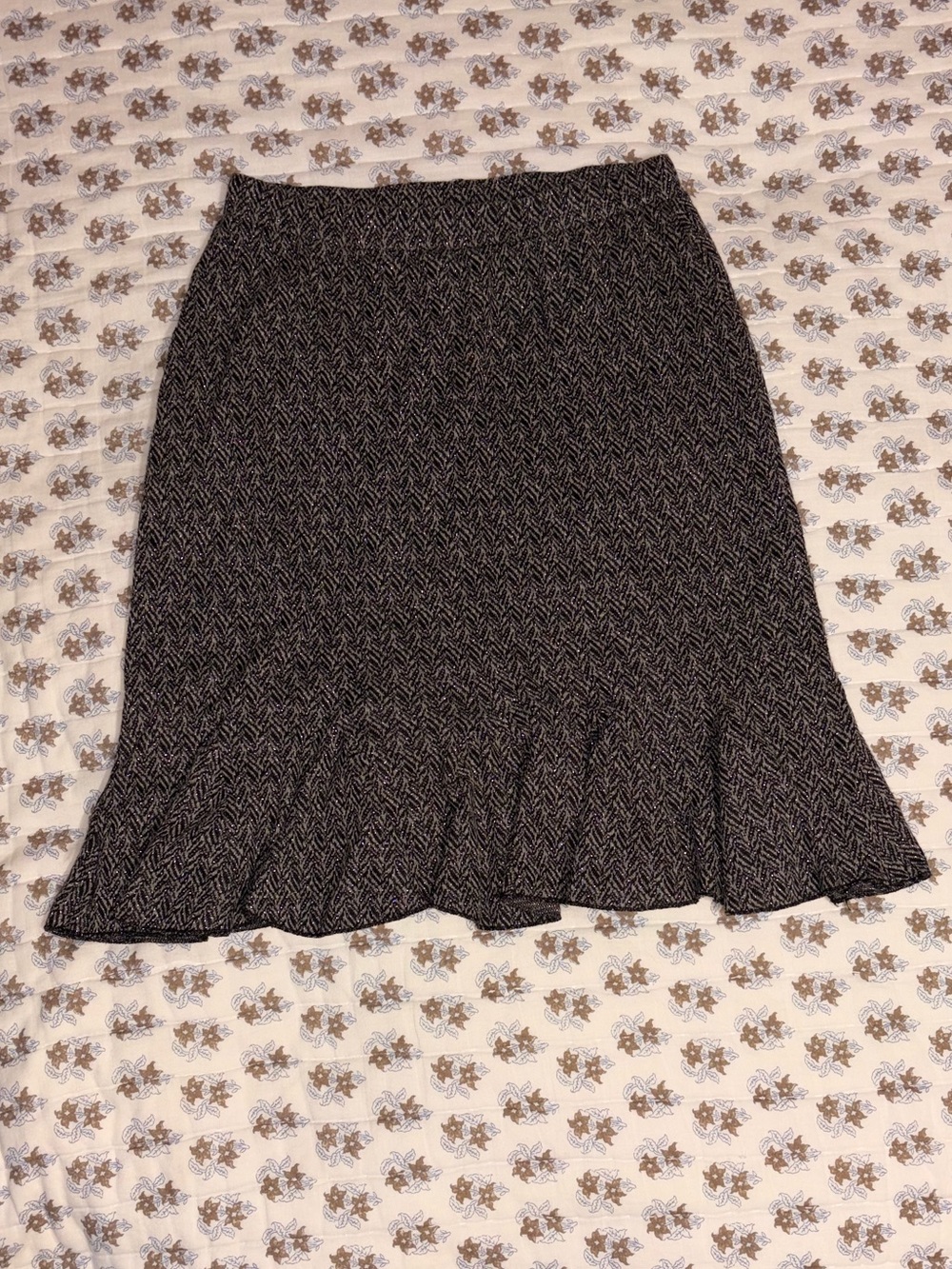 White House Black Market Black & White Herringbone Flounce Hem Skirt